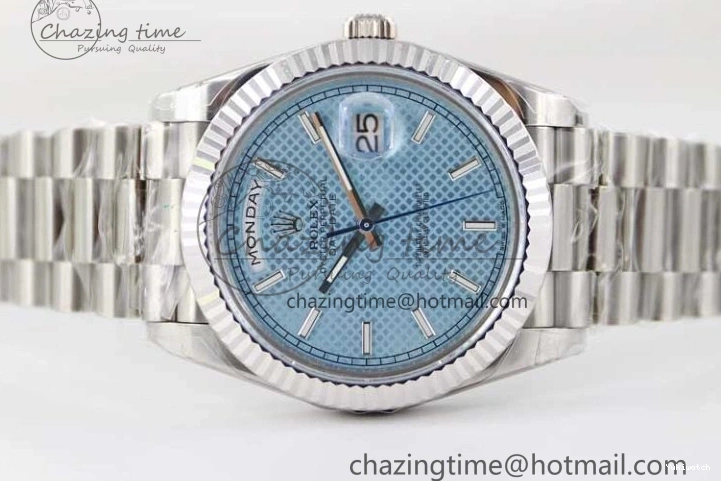 Edition 40mm 904L TWF A2836 SS Ice Date SS on Steel Bracelet Dial 1:1 Day Blue Best 0108
